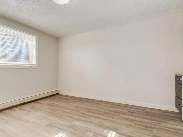 Apartment for rent in Wedgewood, Alberta