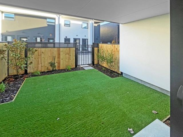 Apartment for rent in Heathcote, Canterbury