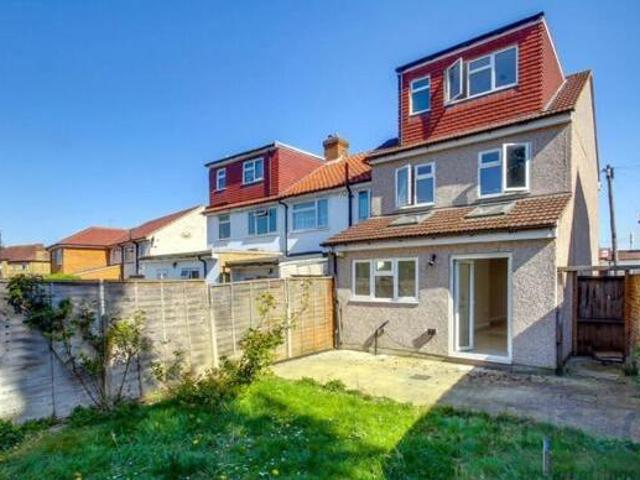 House for sale in London Borough of Ealing, Greenford