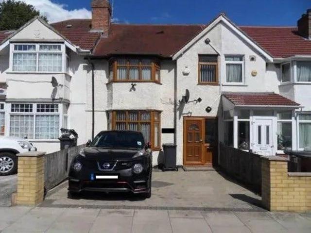 House for rent in London Borough of Ealing, Greenford