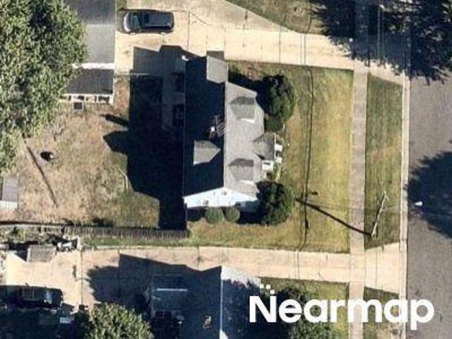 House for sale in Summit, Ohio