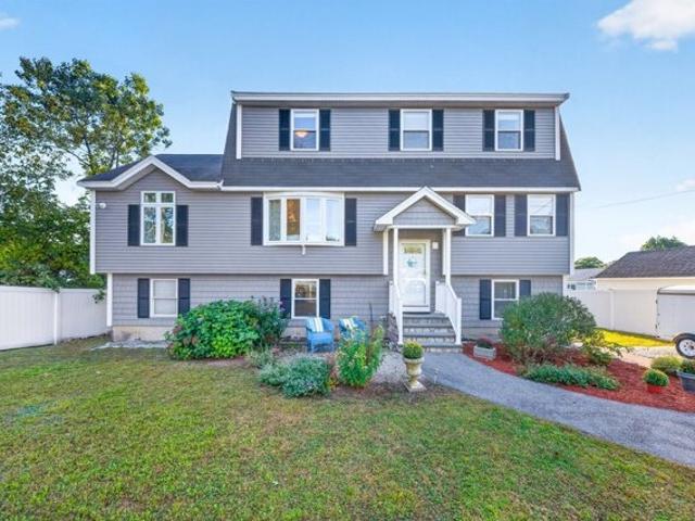 House for sale in Billerica, Middlesex County