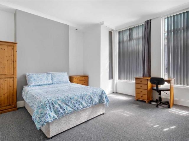 Room for rent in Greenbank, Plymouth