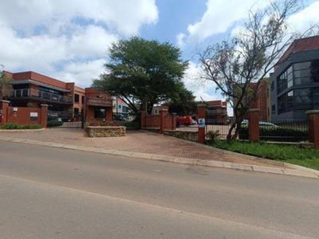 Commercial for rent in Nooitgedacht, Gauteng
