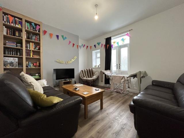 House for rent in The Colonies, Cardiff