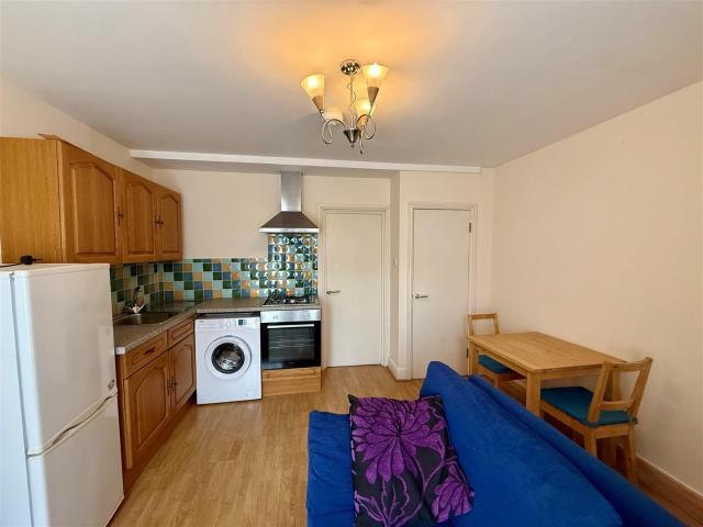 Apartment for rent in Gabalfa, Cardiff