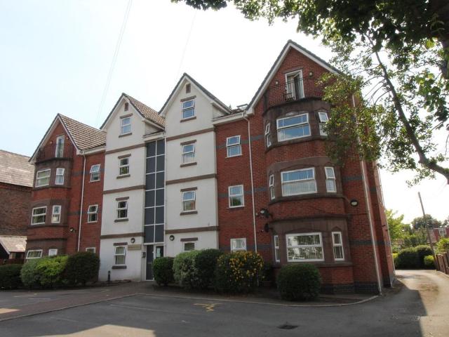 Apartment for rent in Allerton, Calderstones