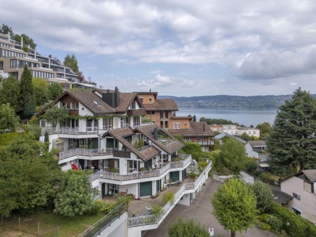 Wohnung kaufen in Richterswil, Zürich