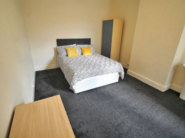 Room for rent in Earlsdon, Coventry