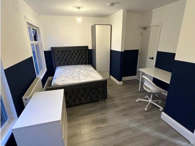 Room for rent in West Midlands