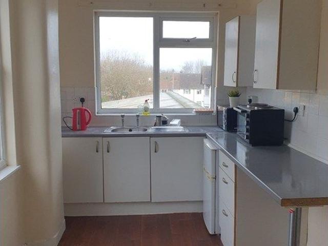 Room for rent in Chapelfields, West Midlands