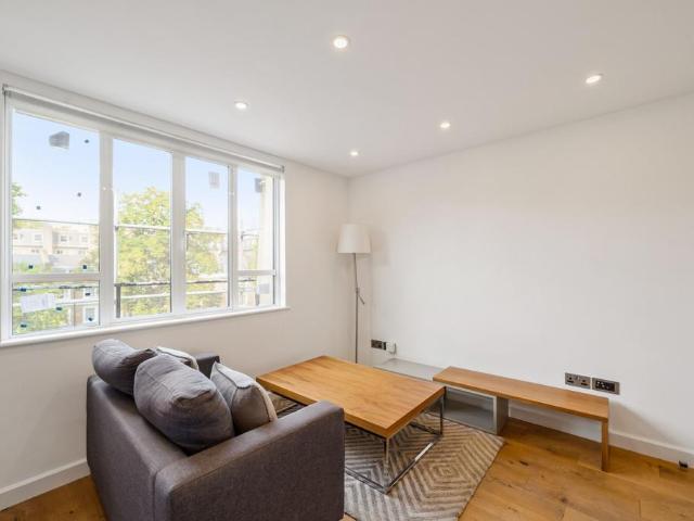 Apartment for rent in Paddington, Greater London
