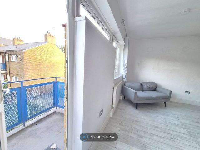 House for rent in Walworth, Greater London