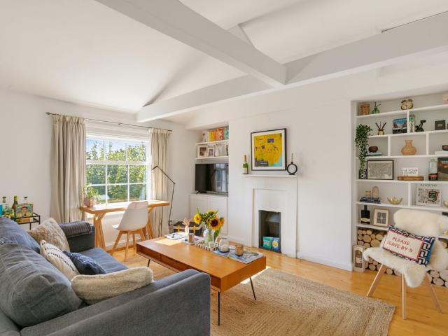 Apartment for rent in Earlsfield, Greater London