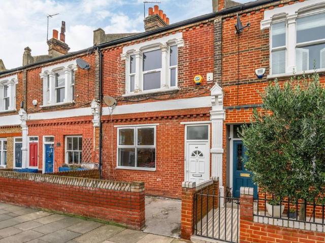 House for rent in London Borough of Wandsworth, Greater London