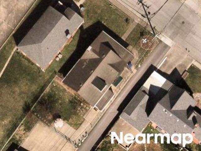 House for sale in Sellersburg, Clark County