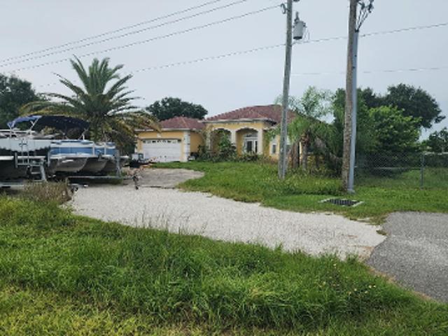 House for sale in Venice Groves, South Venice