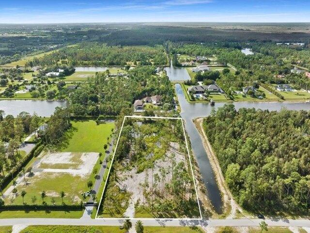 Land for sale in Lake Worth