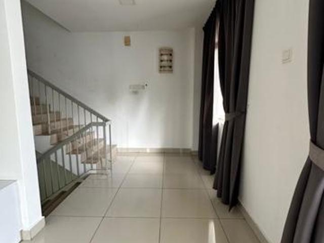 Townhouse for rent in Saujana, Selangor