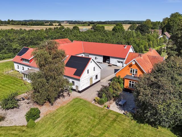 Landejendom til salg i Ringsted