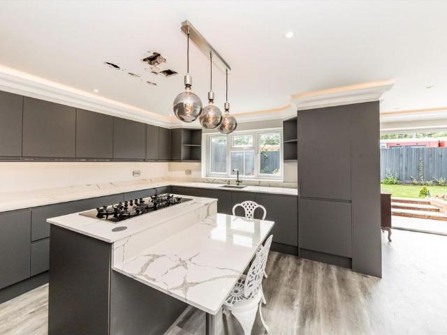 House for rent in Pilgrim Estate, Greater London