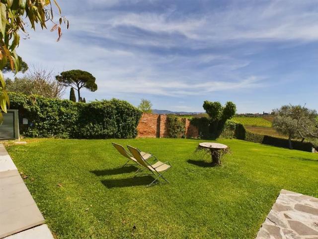 Casa in vendita a Monsigliolo, Cortona