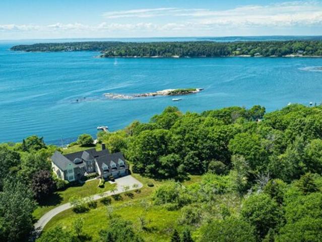 House for sale in Small Point, Phippsburg