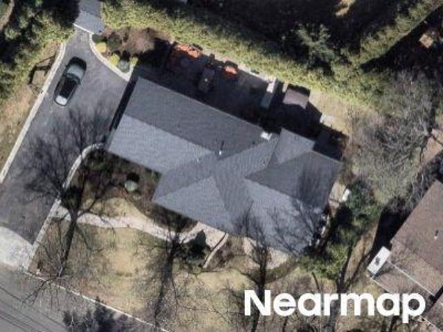House for sale in Englewood Cliffs