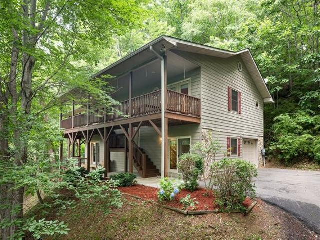 House for sale in Maggie Valley