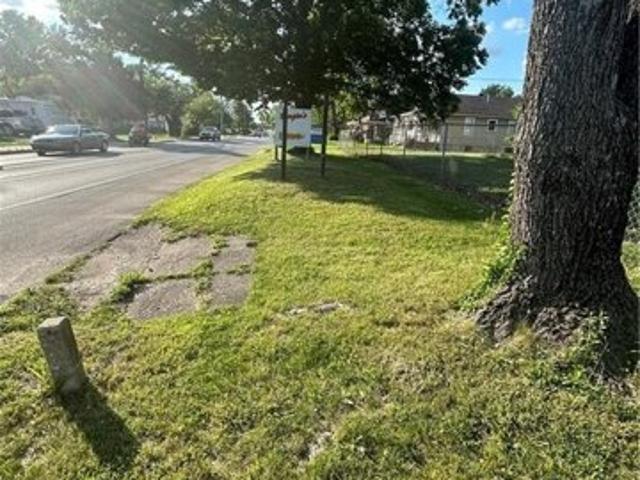 Land for sale in Jeffersonville