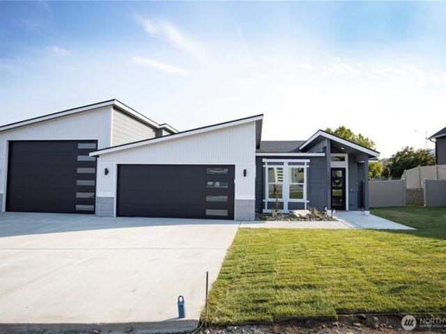 House for sale in Entiat, Washington