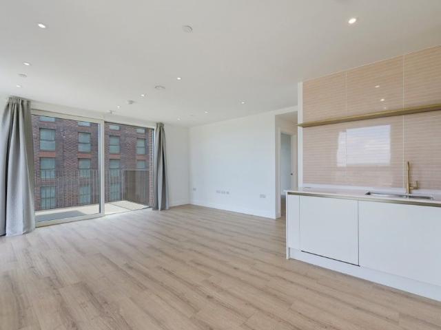 House for rent in London Borough of Brent, Greater London