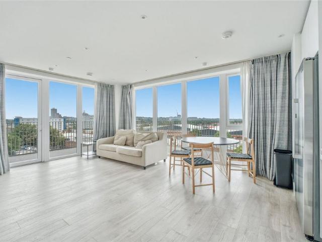 Apartment for rent in Alperton, Greater London