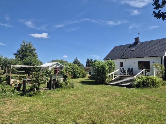 Hus hyra i Borrby, Skåne