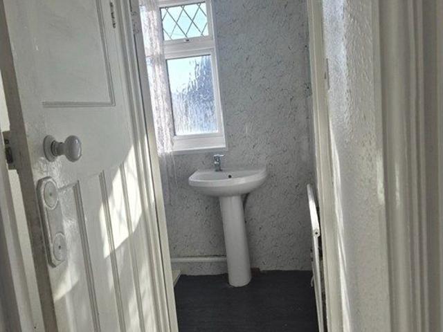 Room for rent in North Wembley, Greater London