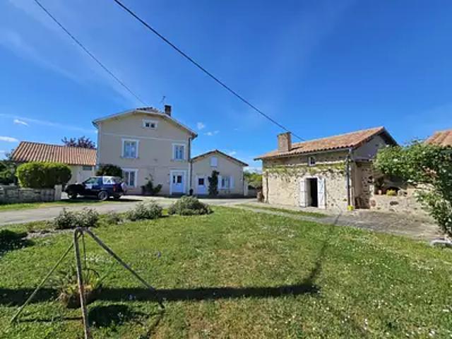 Maison vente à Confolens, Alloue