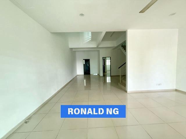 Terraced House for rent in Georgetown, Penang