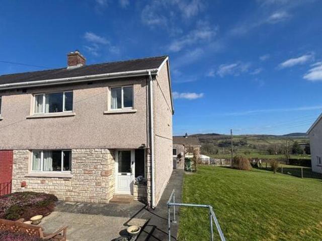 House for sale in Llanybydder, Wales