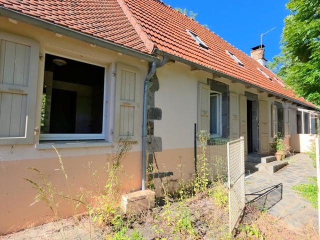Maison vente à Mauriac, Auvergne-Rhône-Alpes