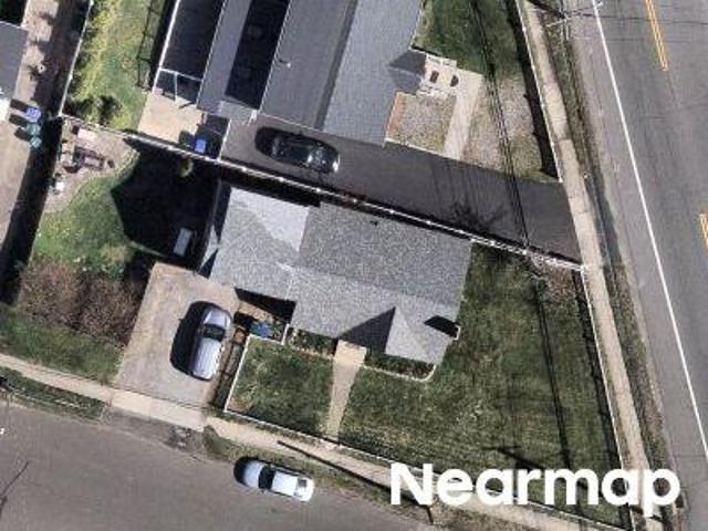 House for sale in Stratford, Greater Bridgeport Planning Region