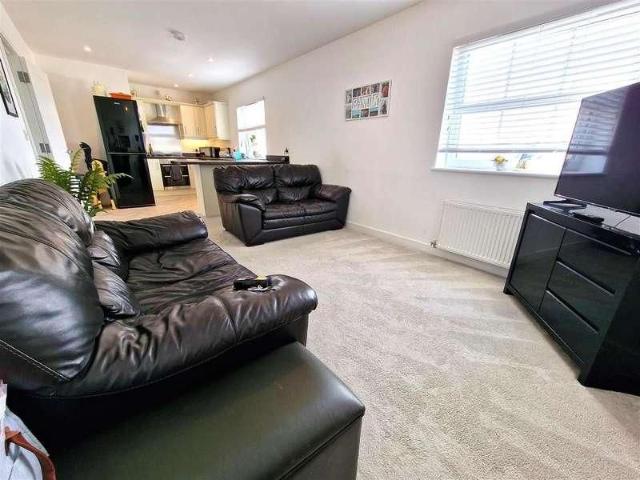 Apartment for rent in Wakeham, Easton