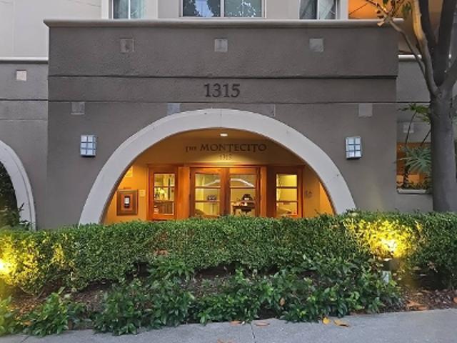 Condo for sale in Walnut Creek, California