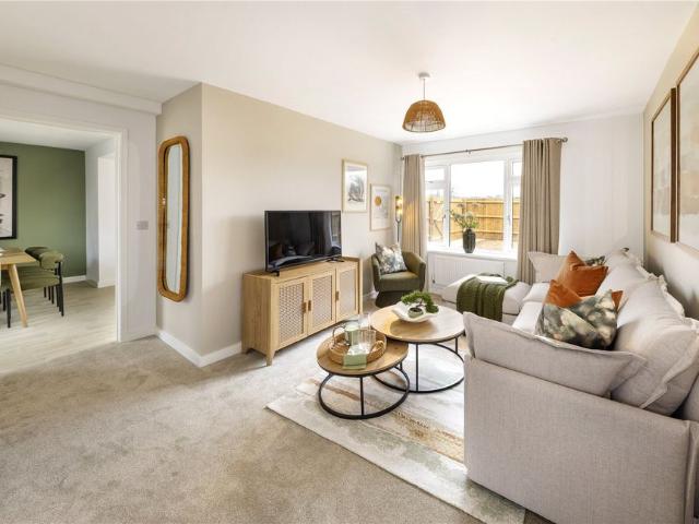 House for rent in Dettingen Park, Deepcut
