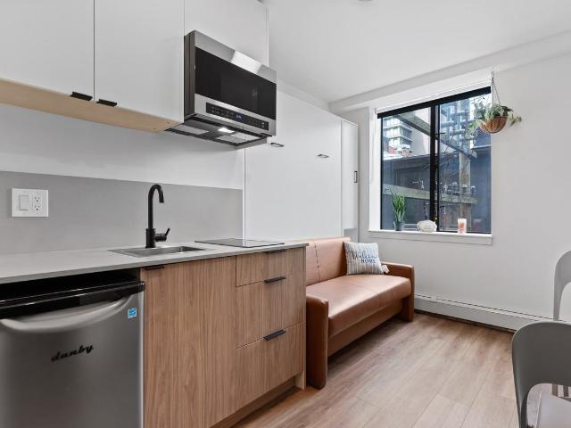 Apartment for rent in Vancouver, British Columbia