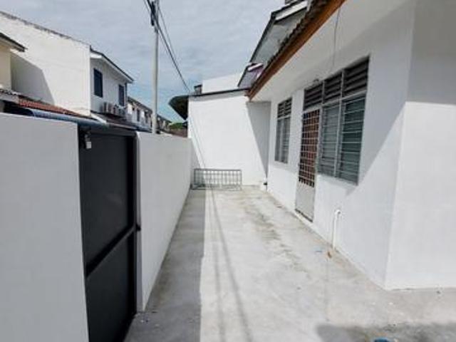 Terraced House for sale in Wellesley, Penang