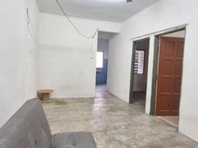 Flat for sale in Wellesley, Penang