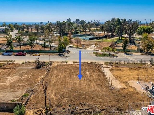 Land for sale in Canoga Park, California