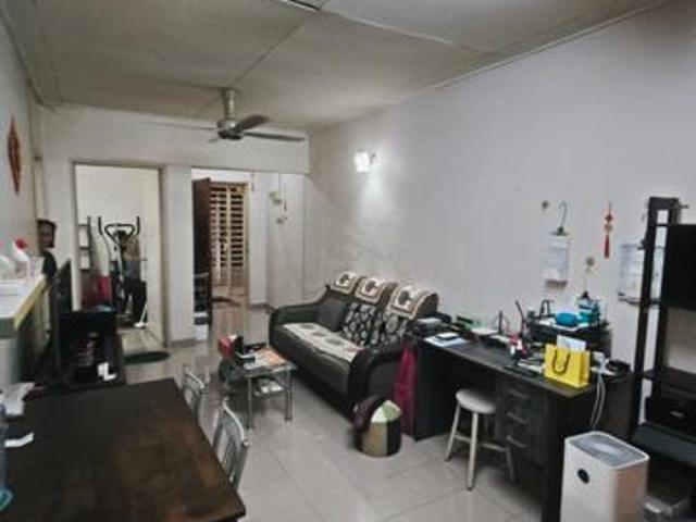 Flat for sale in Wellesley, Penang