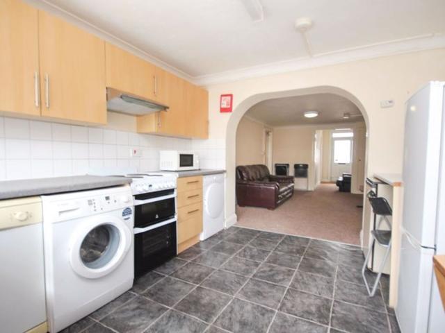 Apartment for rent in Talbot Village, Bournemouth