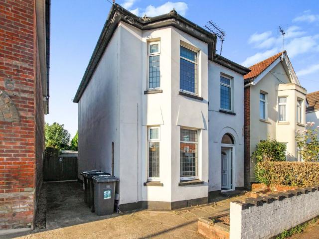 Apartment for rent in Talbot Village, Bournemouth
